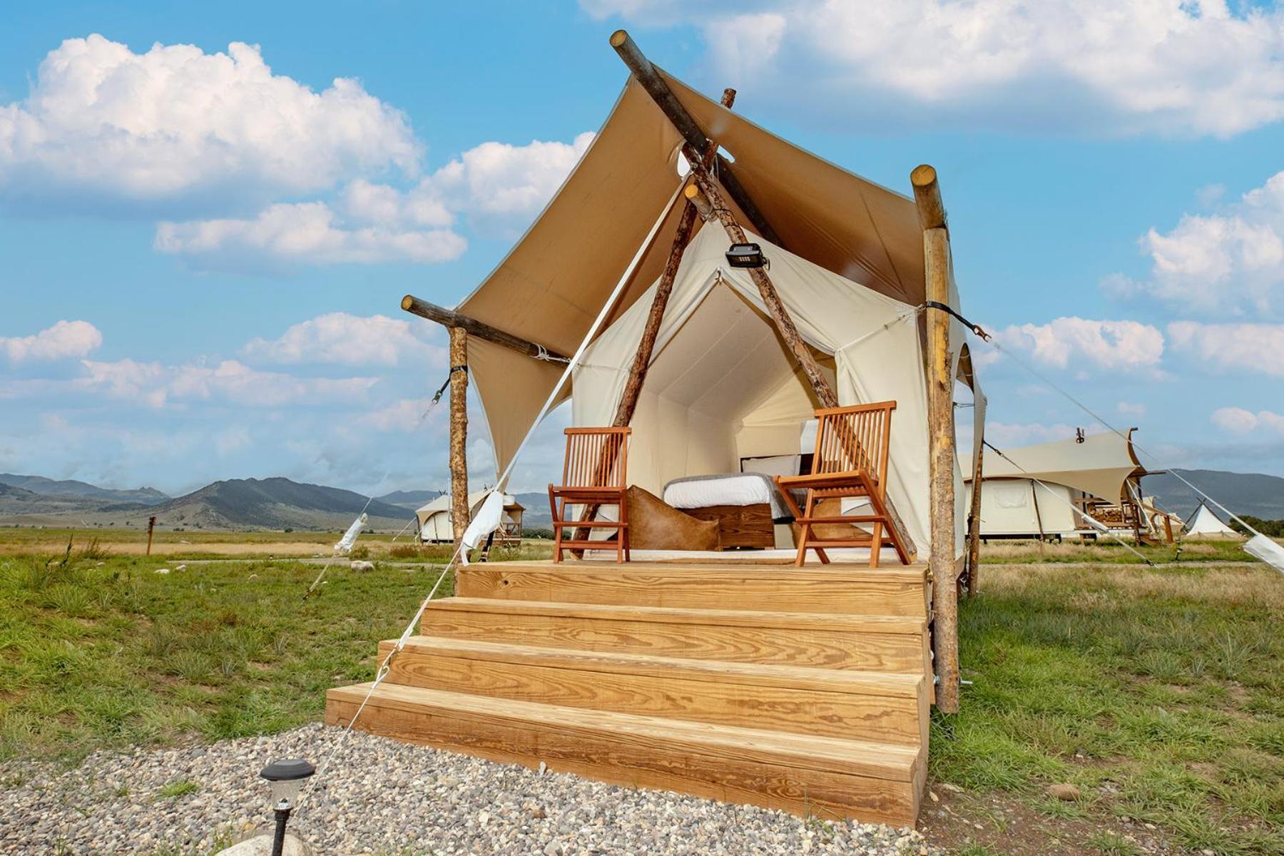 Under Canvas North Yellowstone - Paradise Valley ليفينغستون المظهر الخارجي الصورة